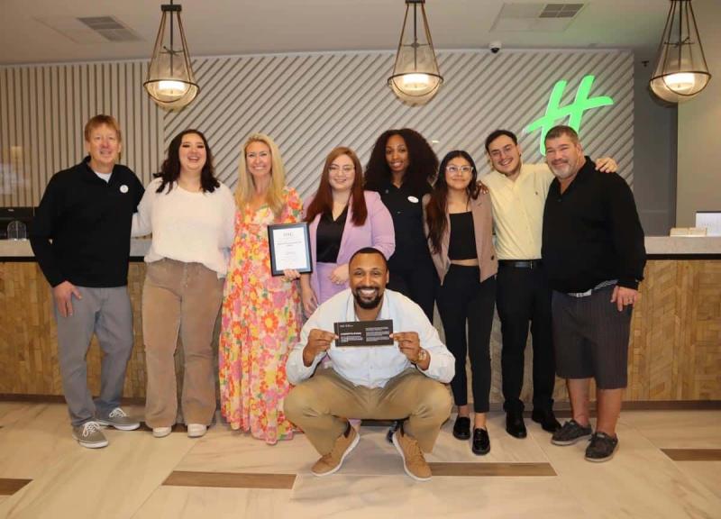 IHG Hotels & Resorts Honors Holiday Inn & Suites Ocean City, Maryland with a 2022 Performance Award